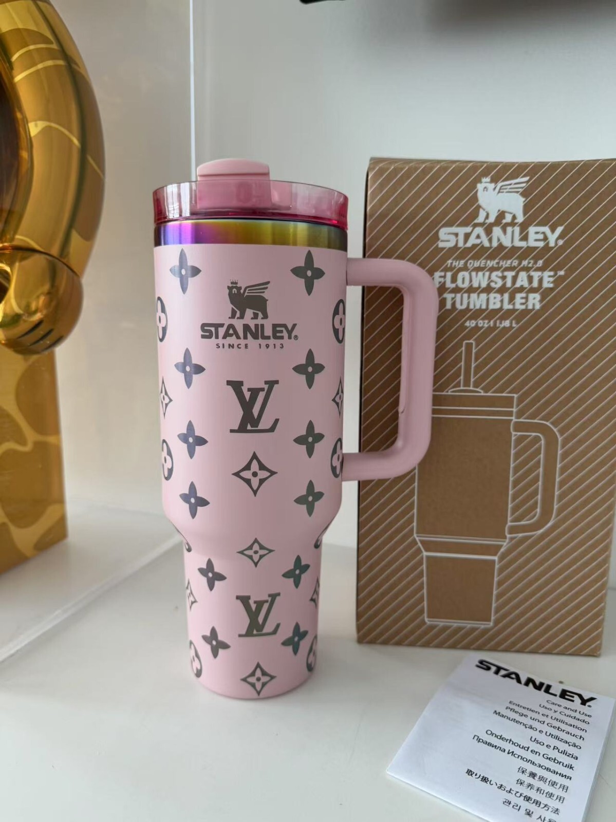 Brand new Stanley  quencher tumbler cup 40oz PINK