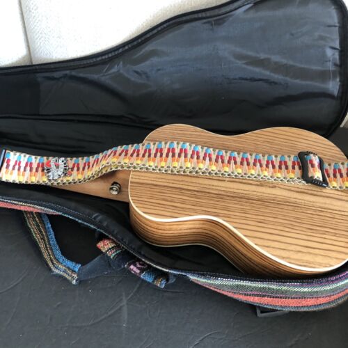 Kasch Ukulele Model # MUH-506 with Bag and Strap - Picture 13 of 16