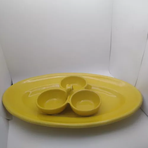 Williams Sonoma Portugal Yellow 22" Oval Deep Platter With Condiment Dish