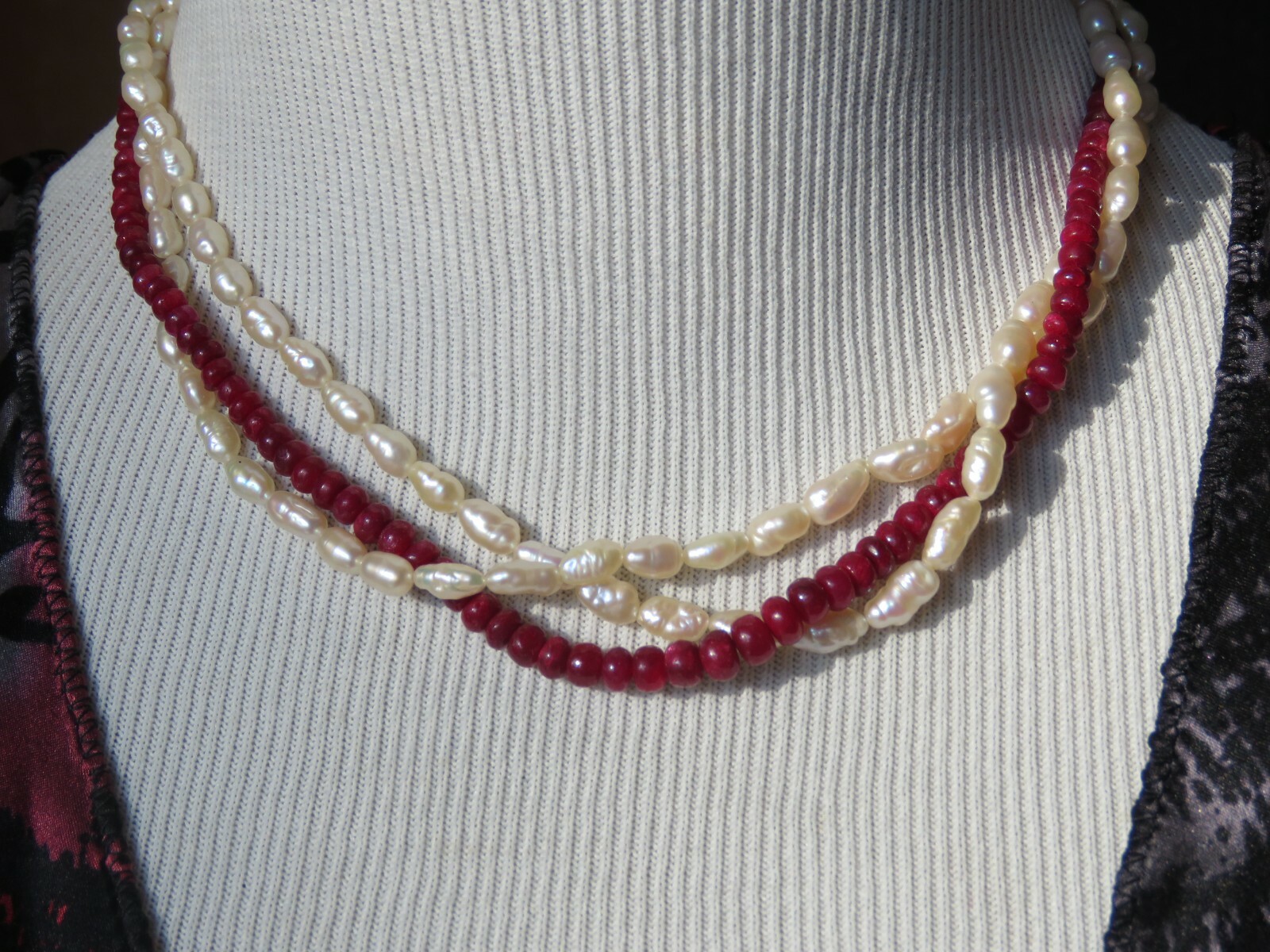 Solid 14K Yellow Gold Genuine Ruby/White Baroque … - image 3