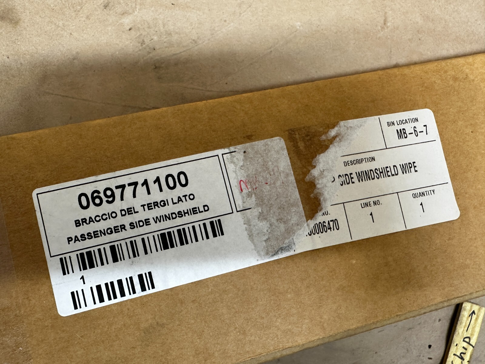New Ferrari California Right RH Windshield Wiper Arm OEM 69771100
