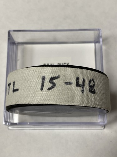 Alex Newhook Goal Scored Puck GAME USED LANE HUTSON ROOKIE ASSIST 1/18/2025 - Picture 4 of 6