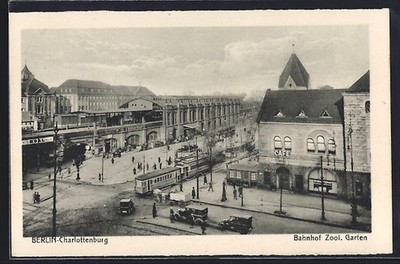AK Berlin-Charlottenburg, Bahnhof Zoologischer Garten mit Straßenbahn und Café 