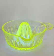 Vaseline Yellow Juicer Reamer Depression Era. Canary Yellow Glowing. Fry Glass
