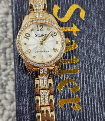 Women's Stauer Diamond Aura Marilyn Bracelet Gold Tone 27mm Watch in Box # 48673