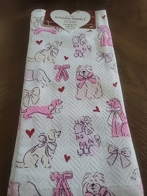 NWT En Vogue Dogs, Hearts  Bows  Love Heart Kitchen 2 Piece Towel Set