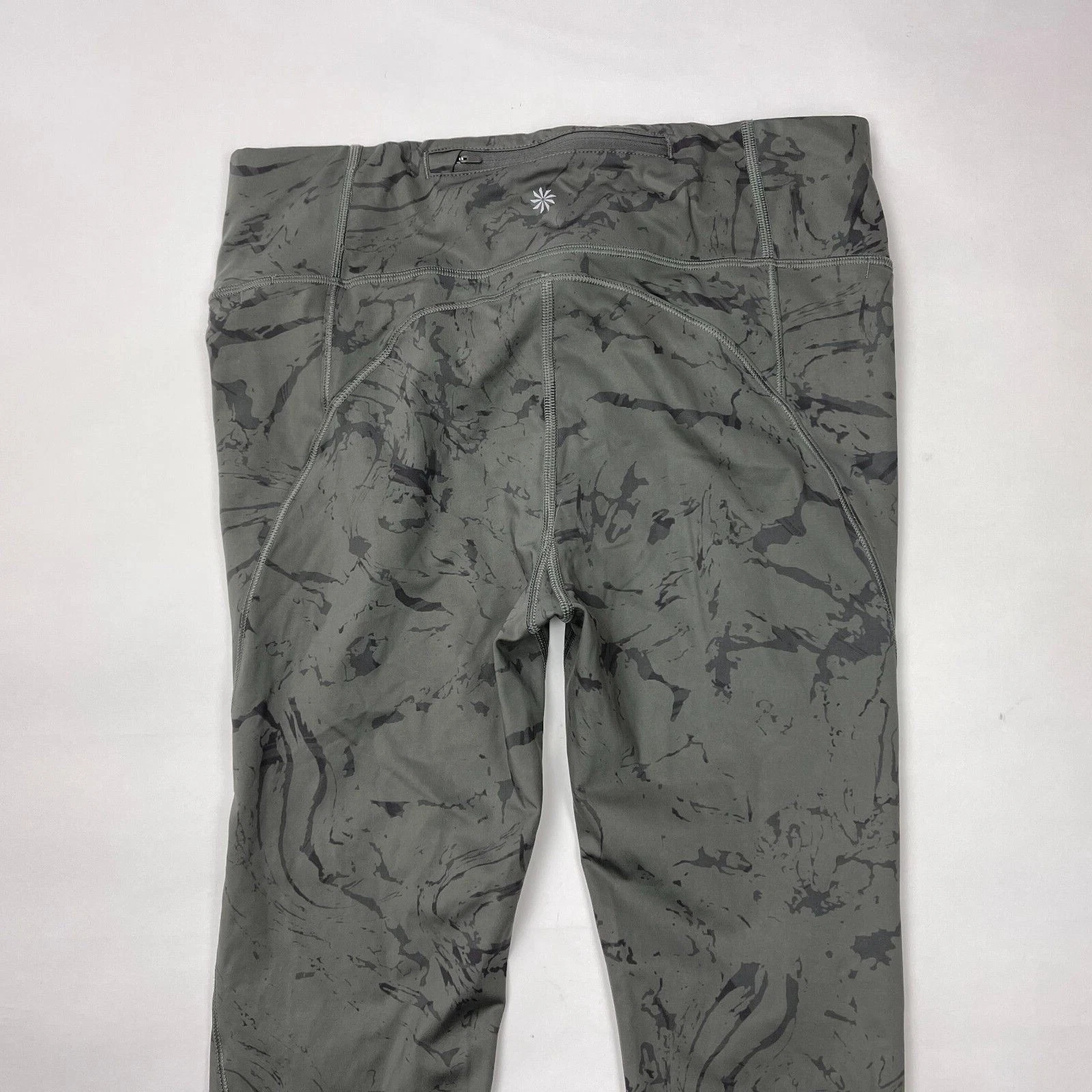 athleta velocity 7/8 stash pocket stretch yoga gym run leggings
