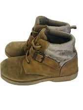 Rugged Bear Kids Unisex Casual Boots, Tan, Size Youth 2, Style RB28012, Preowned