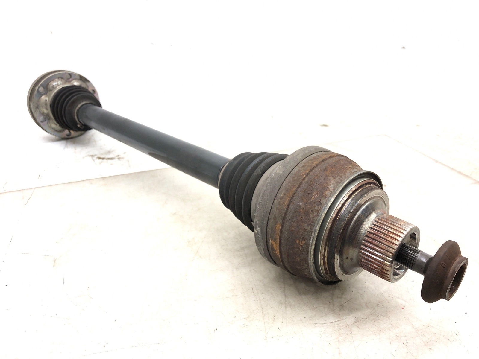 2016-2020 BENTLEY BENTAYGA RIGHT LEFT REAR CV AXLE SHAFT 4M0501203H OEM 2019