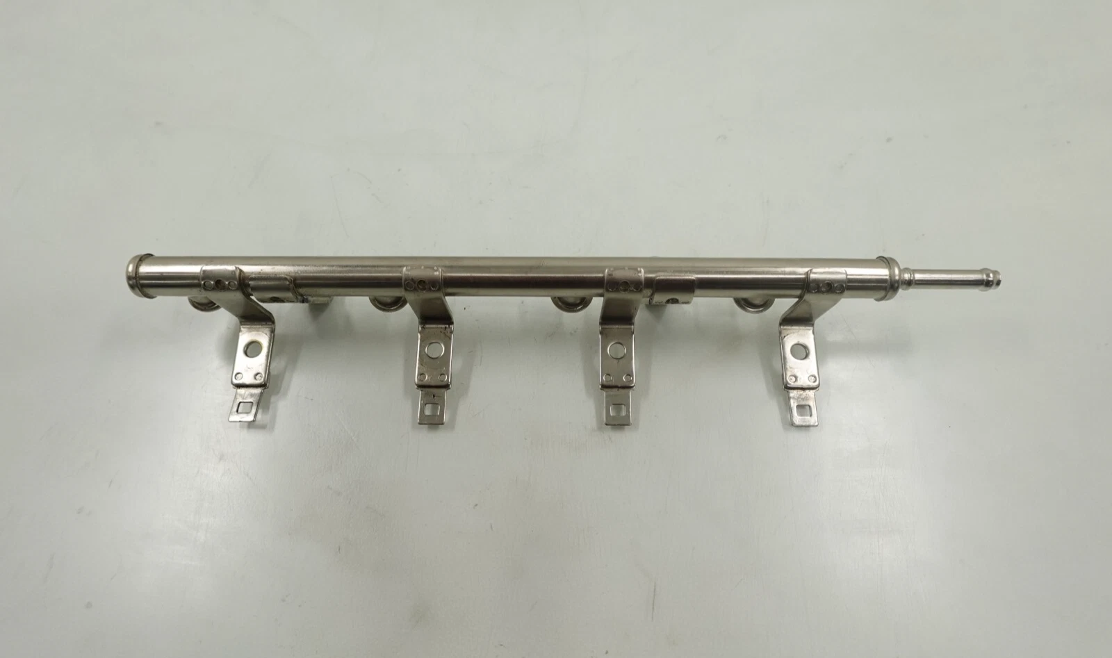 2005-2011 Yamaha VX 110 Deluxe OEM Gas Fuel Injector Rail 6D3-12880-00-00