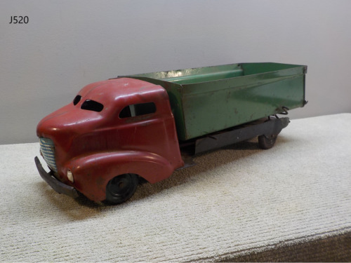 Vintage 1940's Wyandotte Metal Toy Dump Truck