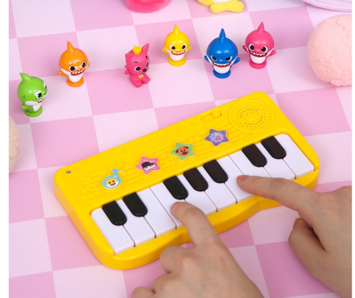 Pinkfong Baby Shark First Piano Sound Book Play Toy 8 Popular Korean Songs Gift - Picture 5 of 11