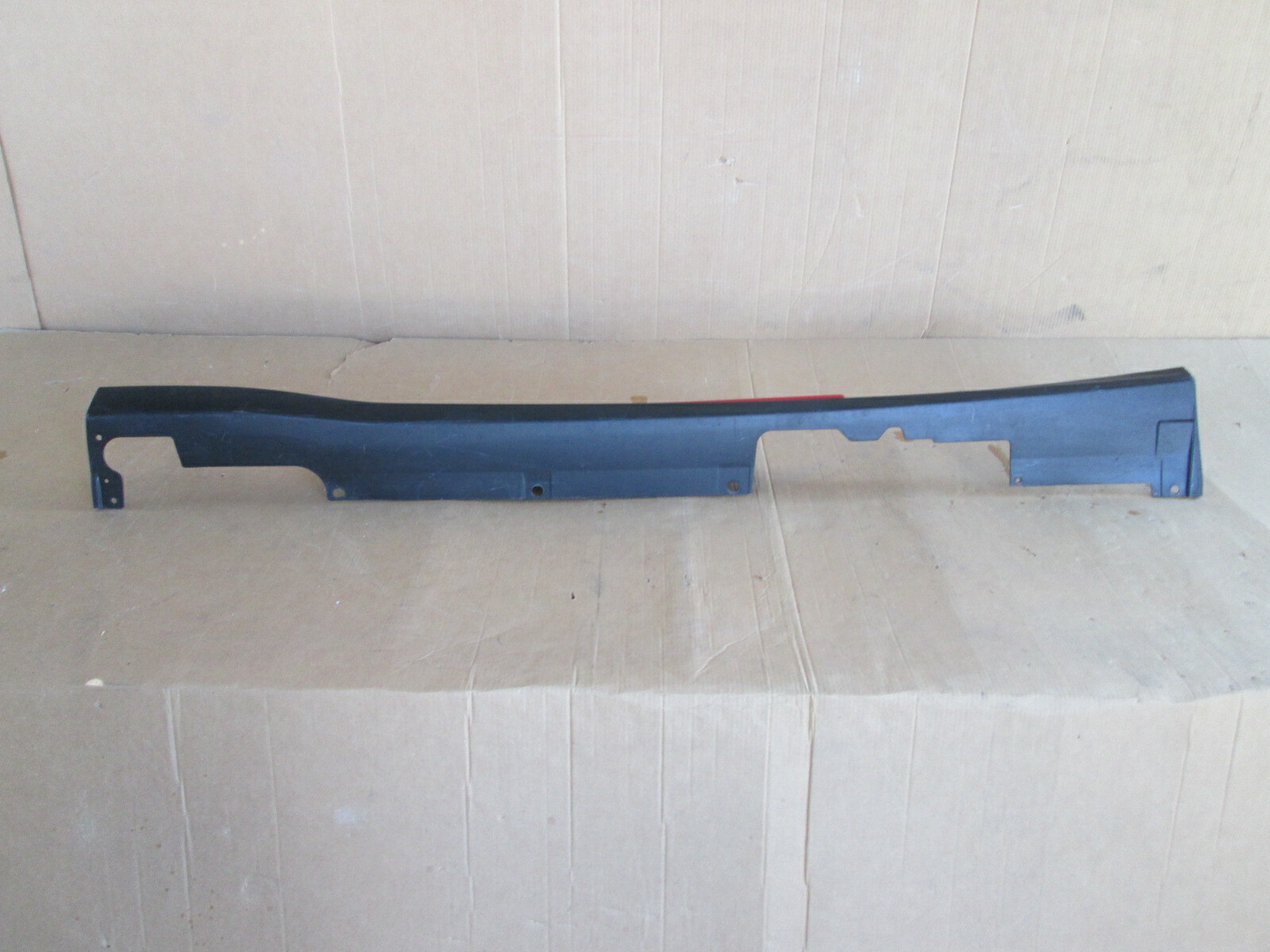 Ferrari F12 Berlinetta RH Rocker Panel / Side Skirt # 84306200  / 84306110