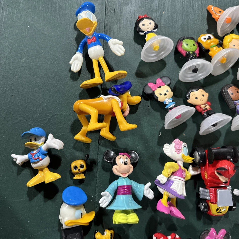 Lote de 28 piezas de juguetes vintage de PVC de Disney: Don, Minnie, Pluto y más Foto 3 de 4