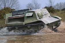 Hobby Boss Models 83848 1:35 Komsomolets 1940 Soviet T-20 Armored Tractor Kit