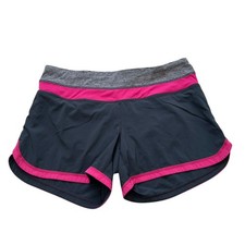 Lululemon Shorts Women 6 Groovy Run Everyday Workout Essentials Sporty Beach Fun
