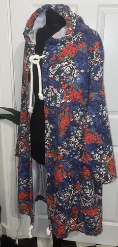 ABRIGO CÁRDIGAN FLORAL AZUL JERSEY TEJIDO TALLA GRANDE SEÑORA CON CAPUCHA WOLFAIRY - Imagen 5 de 10