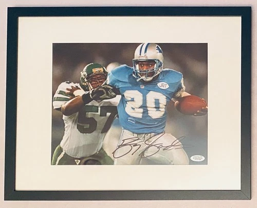 Barry Sanders Signed And Framed 8x10 Photo With COA (3102144) (Lions)