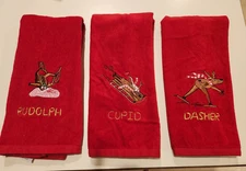 Grand Prix by Avanti 1978 Christmas Reindeer Set 3 Embroidered Hand Towels