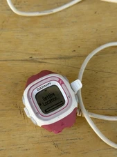 Garmin GPS Forerunner 10 Running Watch W Charging Cable No Band Works Tested