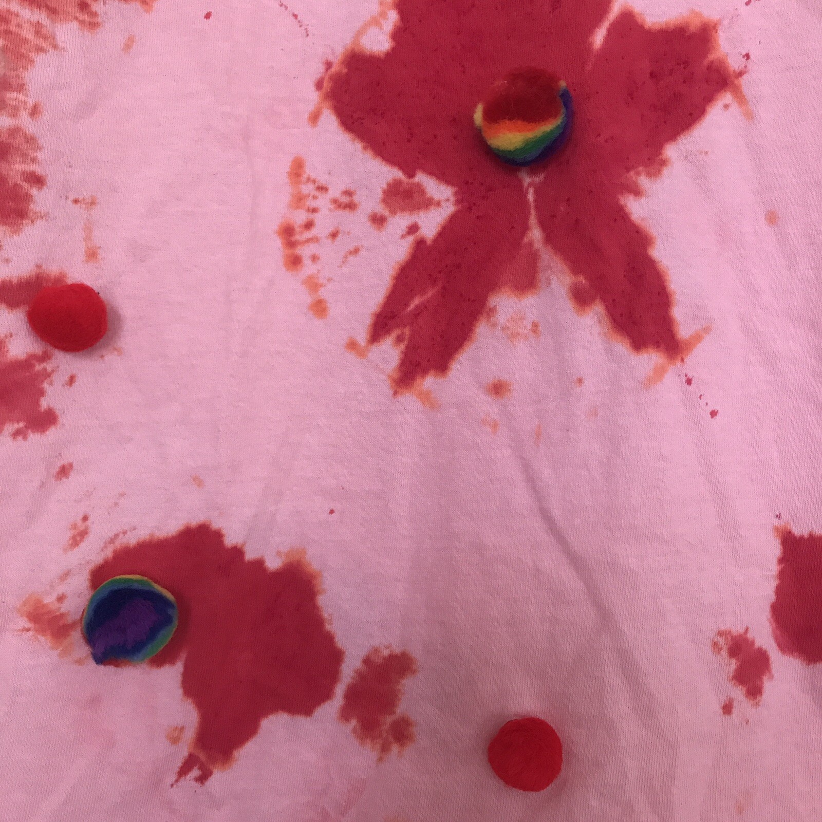 Chemise Tie-dye Gildan Manches Courtes, Rouge Et Rose, Pompons, Taille Enfant 14 Ans