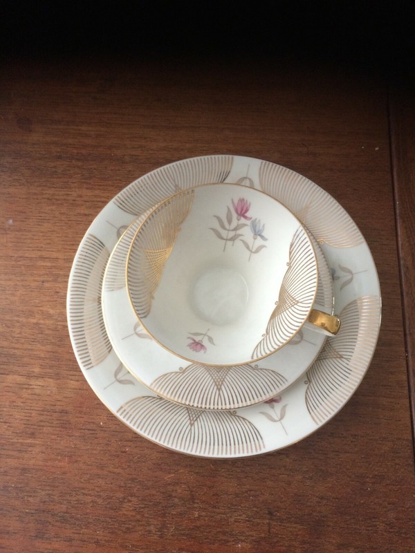 Vintage seltmann weiden china (Bavaria) tea cup, saucer, and dessert plate. 