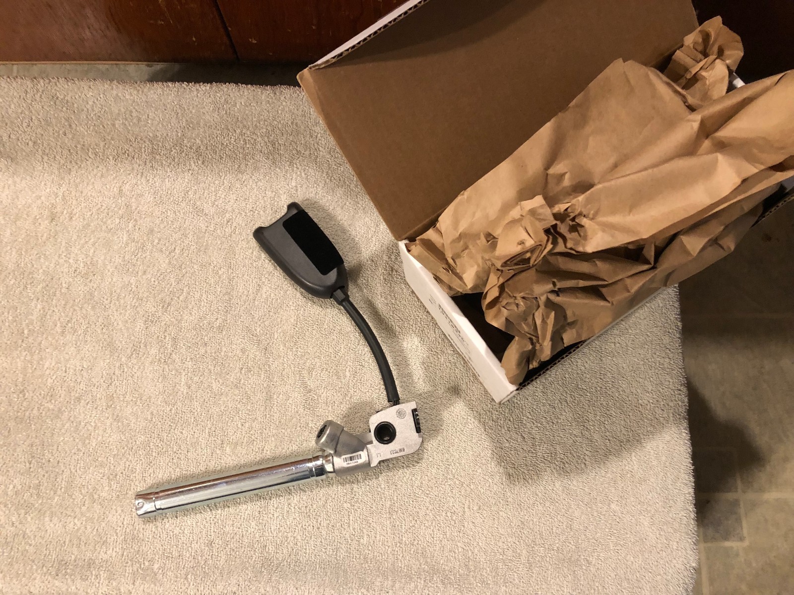 Chevrolet GM OEM 11-12 Malibu Front Seat Belt-Buckle Tensioner Right ...