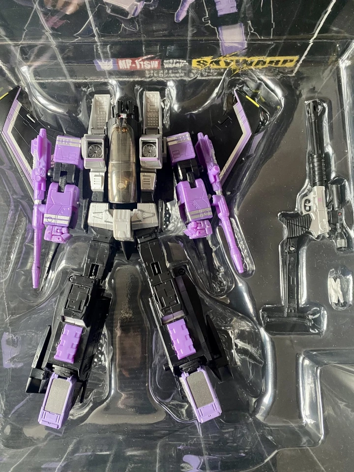 Takara Tomy Transformers Masterpiece MP-11SW Skywarp w/ Coin never transformed - Immagine 2 di 4