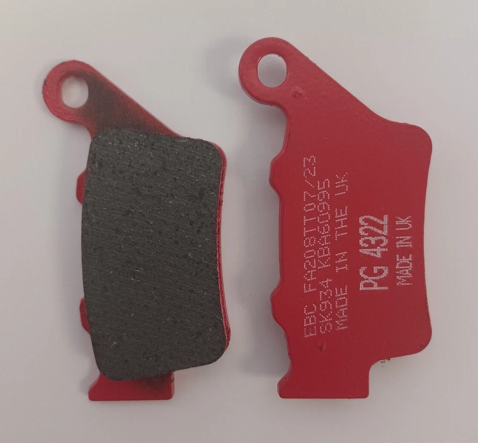 Pastillas de freno de disco traseras de carbono EBC (1 juego) para Husqvarna SM570R (2001 a 2004) Foto 4 de 4