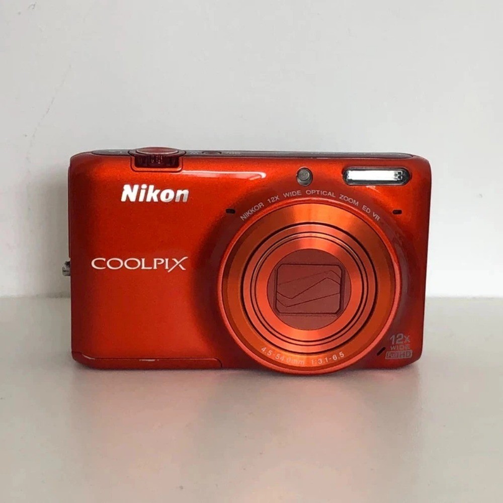 Nikon Coolpix S6500 Digital Camera 16MP 12X Optical Zoom Complete