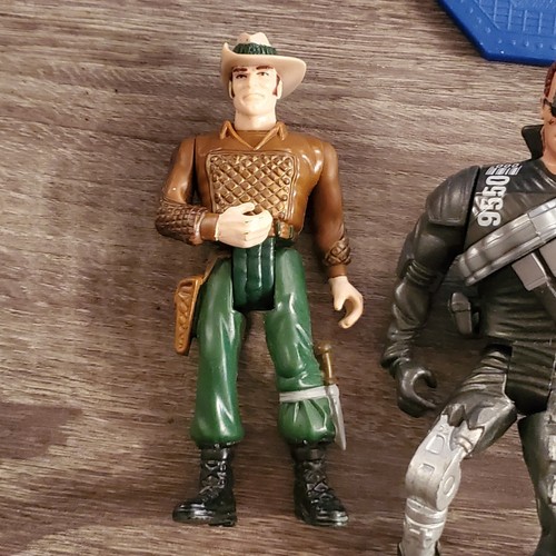 Vintage Kenner Jurassic Batman Capatin Powers Actionfigur 1247L - Bild 2 von 9