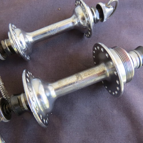 BUJES DE CARRETERA CAMPAGNOLO GRAN SPORT TRASEROS DELANTEROS ACERO 121 MM VINTAGE BUEN ESTADO 36 - Imagen 10 de 11