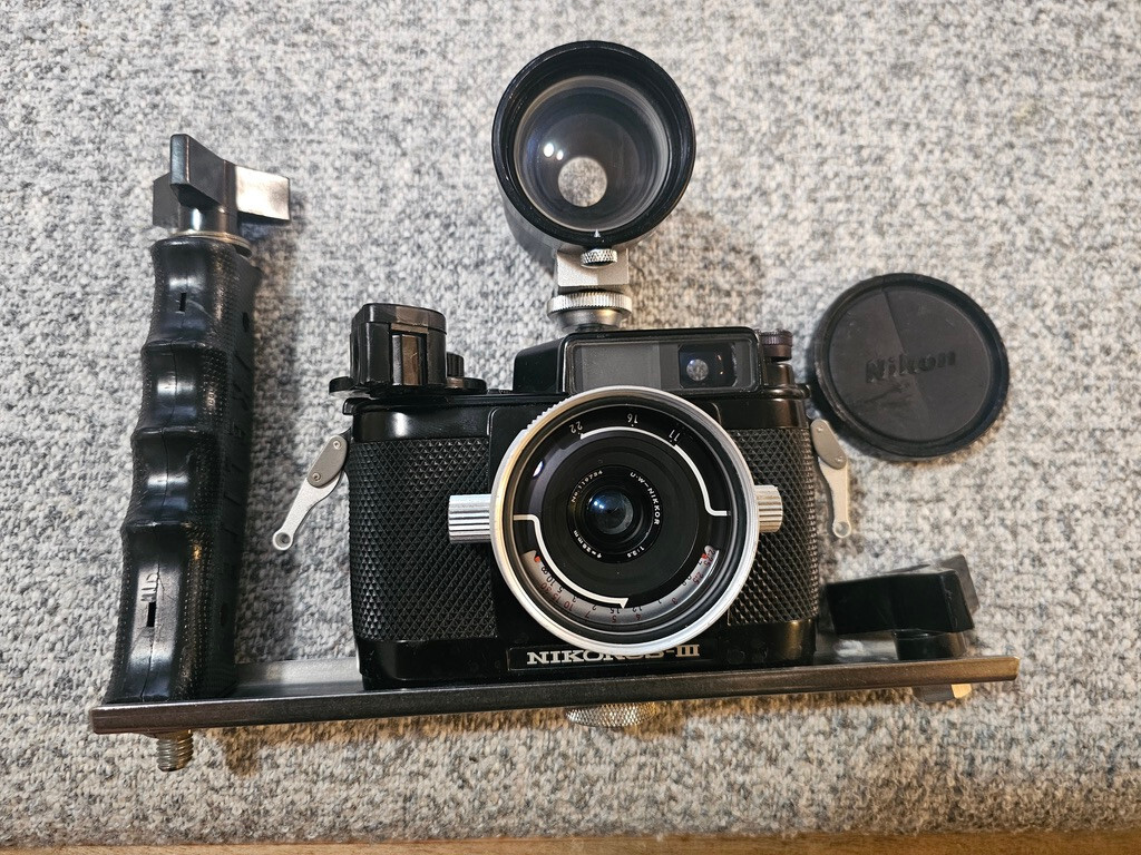 Nikon Nikonos III 3 Underwater Camera w/NIKKOR UW 28mm f3.5