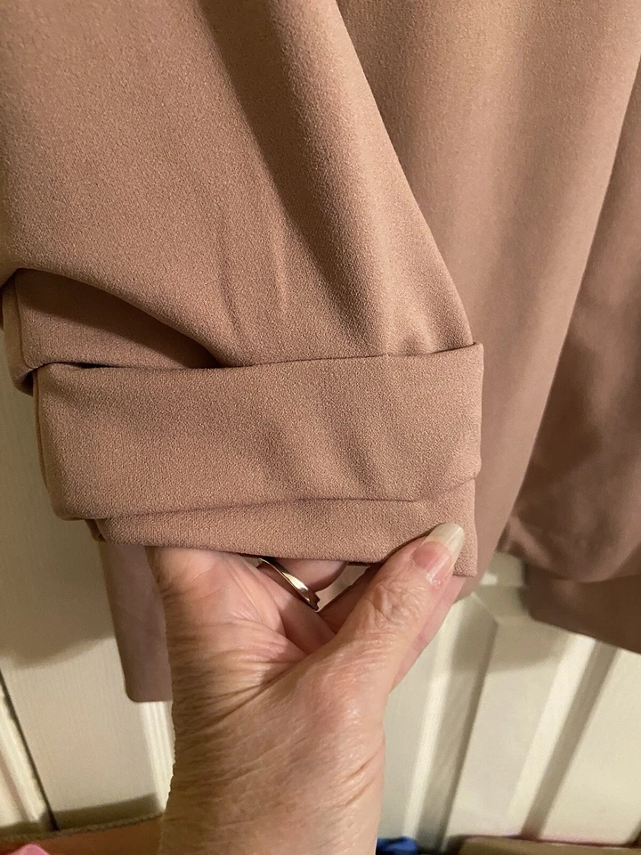 Blazer Maurices Rosa Polvoriento Manga 3/4 Abierta Talla XXL. Gran atuendo de oficina. Foto 3 de 4