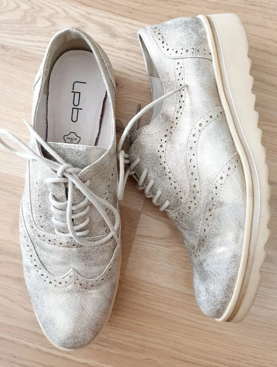 CHAUSSURES A LACETS FEMME 41 DERBIES DORE PLATINE marque LES PETITES BOMBES