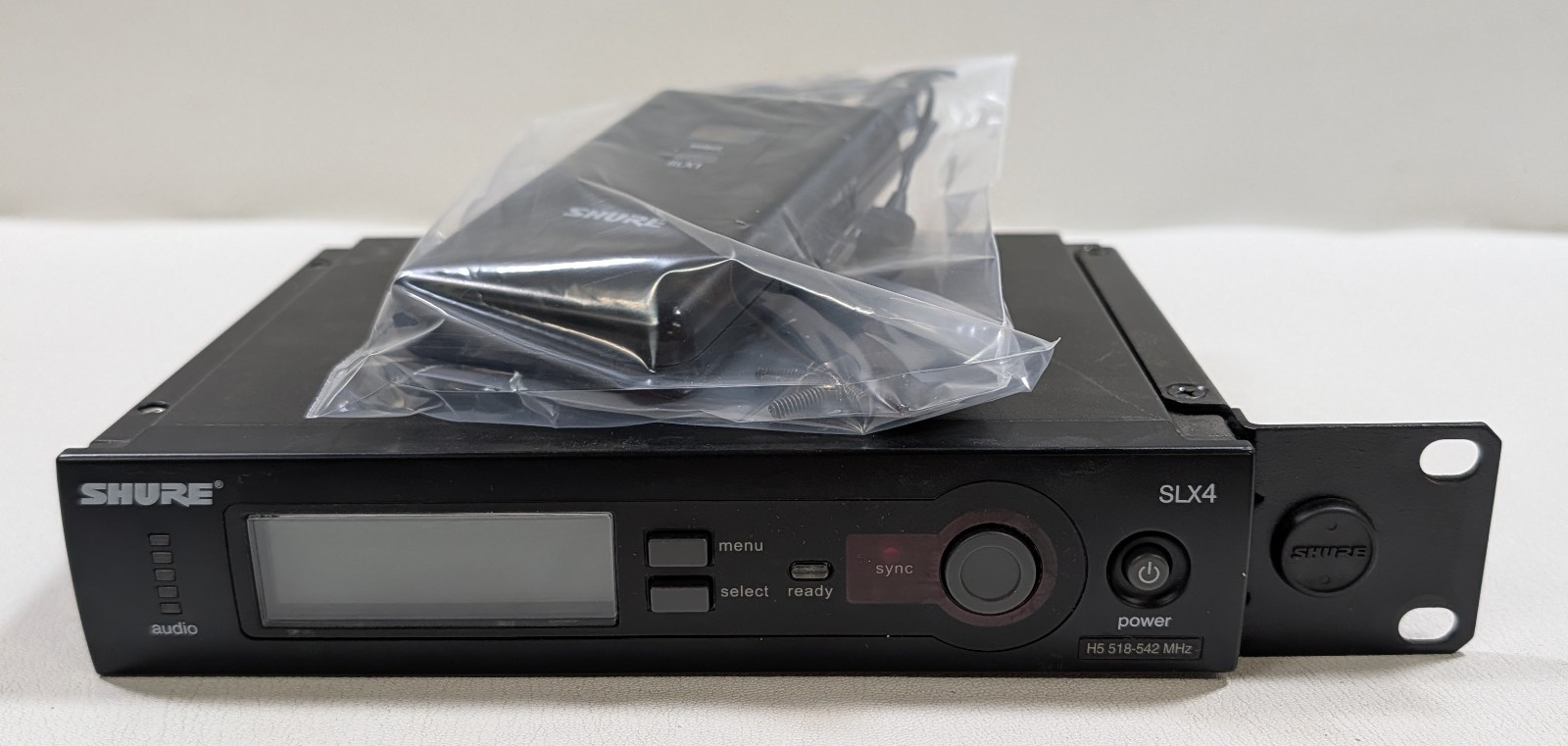 Shure SLX4 SLX1 Wireless Bodypack System H5 518-542 MHz - Tested - No Power AC
