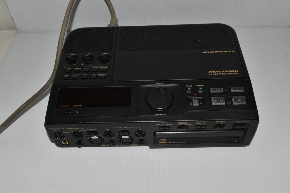 Marantz Professional CD Recorder CDR300 Digital Audio Recorder ( FDX5) - Image 2 of 4