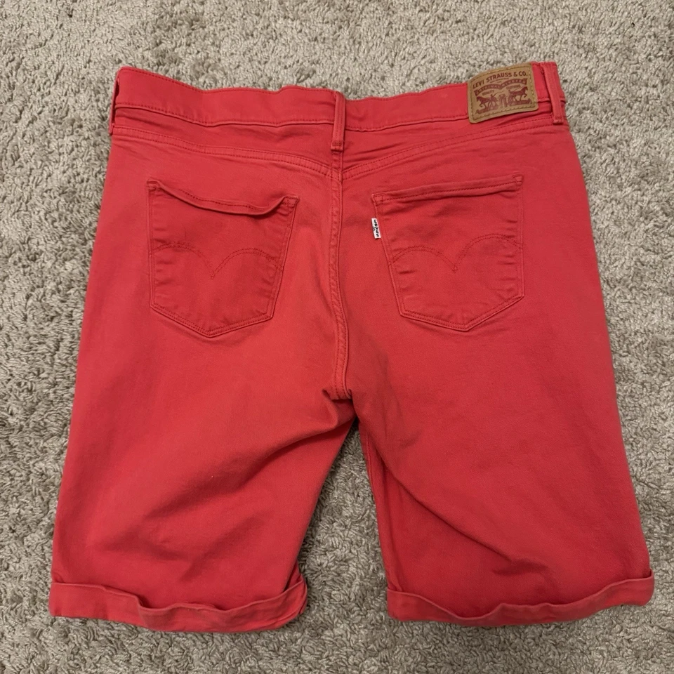 Pantalones Cortos Bermudas Clásicos Levi's Jean Para Mujer Talla 31 Denim Salmón 9.5” Entrepierna Foto 2 de 4