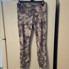 Athleta Women's Size Medium Floral Tie Dye Print Leggings Athletic Comfort Style