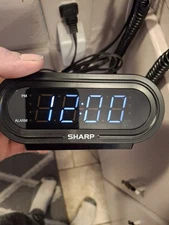 Sharp Digital Alarm Clock AccuSet Automatic Set, .9in Green LED Display, SPC476