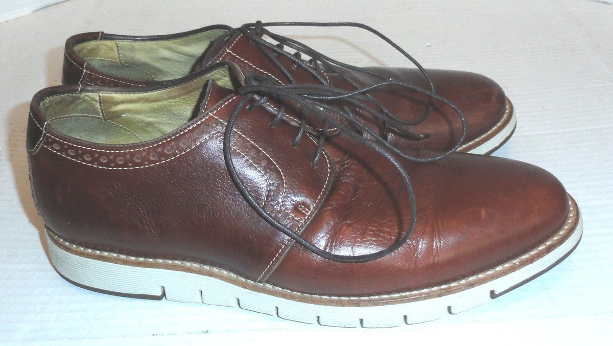 Johnston & Murphy Est. 1850 Men display picture 2