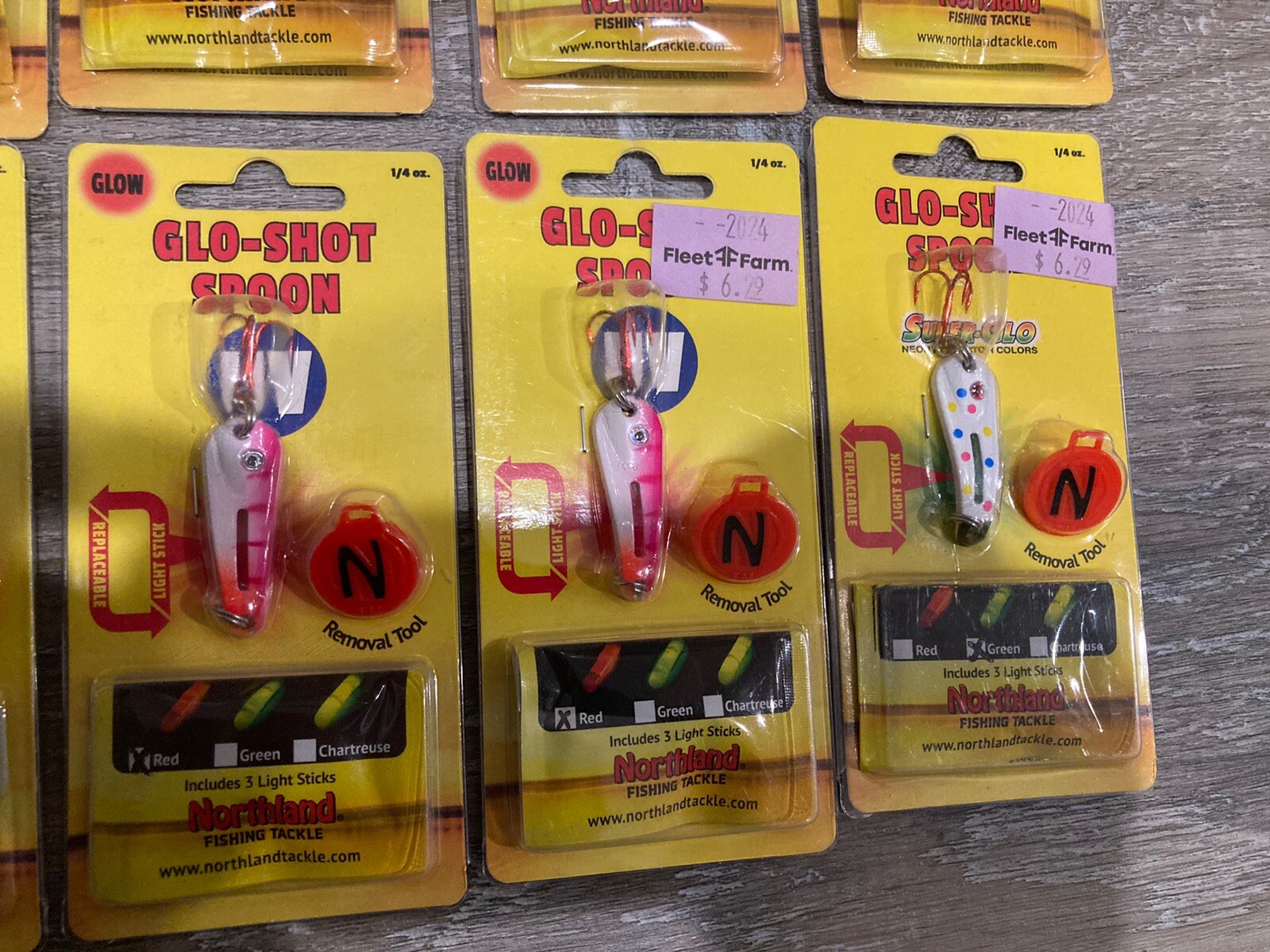 Lot of 36 Northland Glo-Shot Spoons - All 1/4 Oz Size - Mixed Colors - New - Image 13