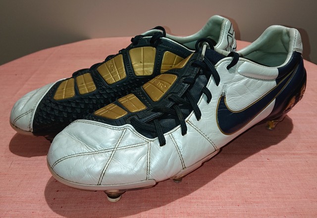 total sports online soccer boots