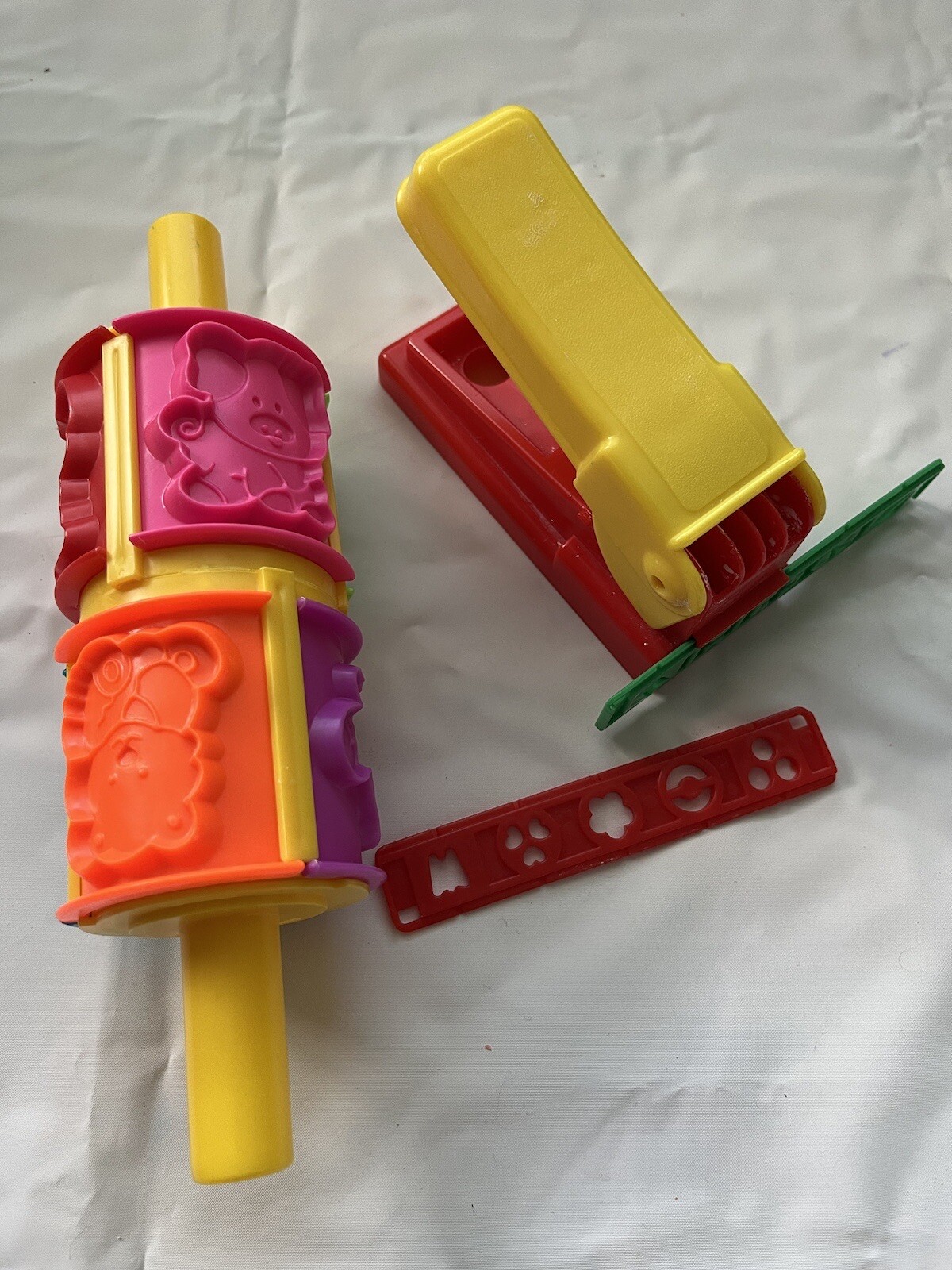 Kids Play Dough Set Waffle Maker  Cookie  Cutter Rolling Pin Extruder Kitchen