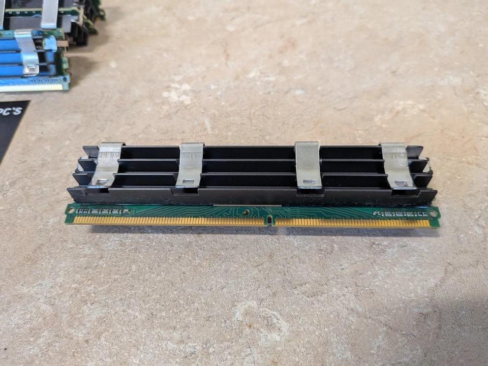 Mac Pro 1.1 (Micron) 2GB Kit (4x 512MB) PC2-5300F-555-12-A0  667MHz DDR2 RAM - Image 3 of 4