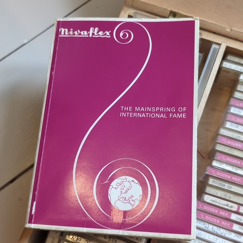 Collection of Watchmakers Mainspring Parts and Nivaflex Reference Book in Box - Picture 2 of 12