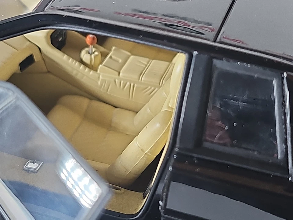 Autoart 1:18 Lotus Espirit Turbo J плеер  - Изображение 4 из 4