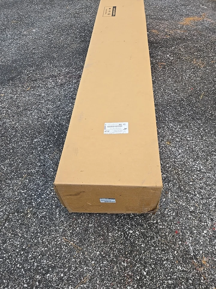 Barra frontal de parachoques trasero Nissan Titan 2020-2023. OEM. 85030-9fvoa Foto 4 de 4