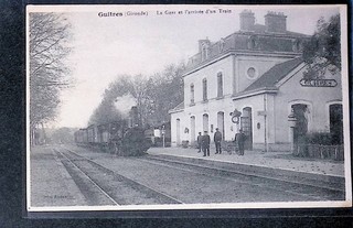 CPA GUITRES Gironde Le train en gare