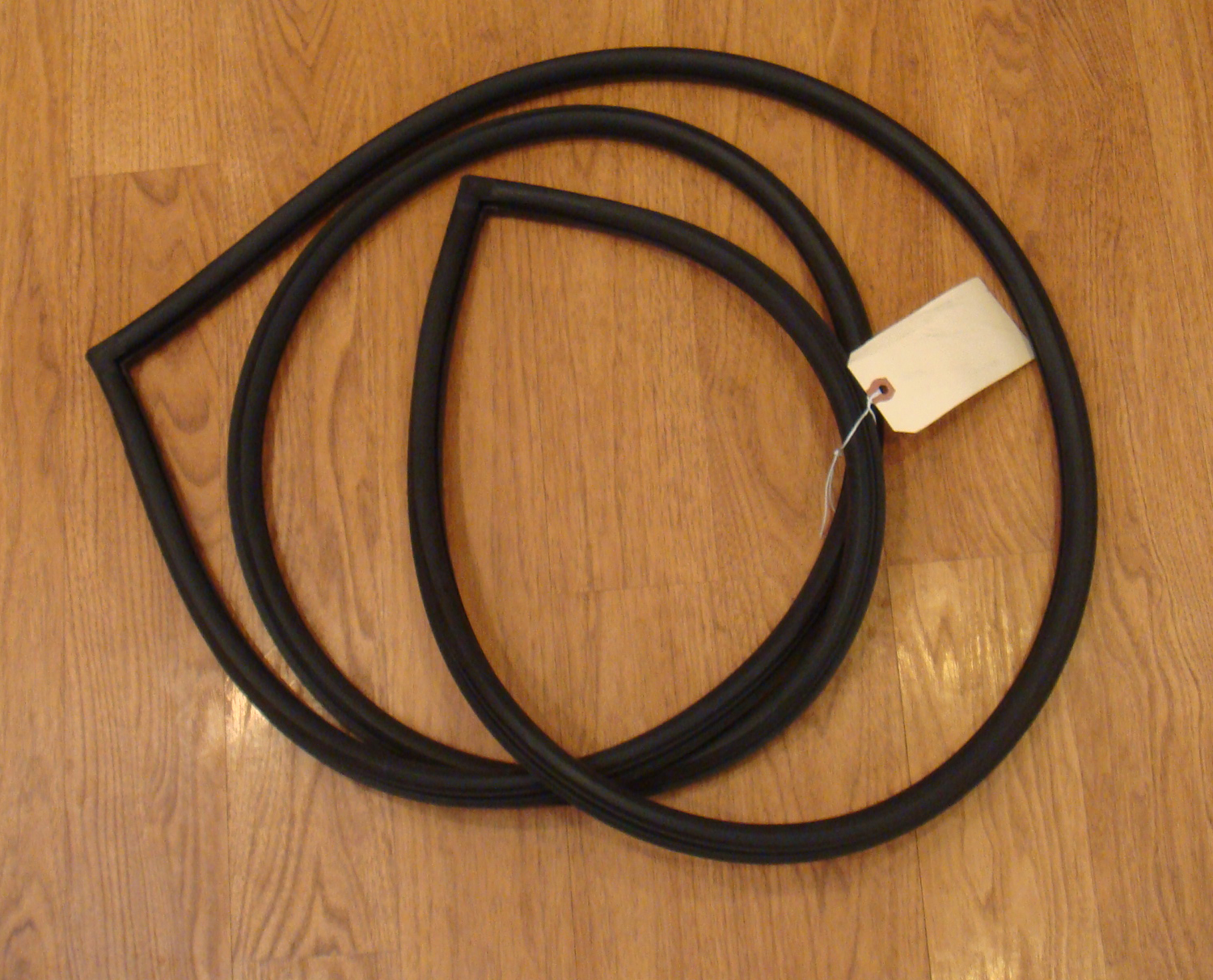 1955 CHEVY REAR BACK GLASS RUBBER CHANNEL GASKET SEAL SEDAN ** USA MADE